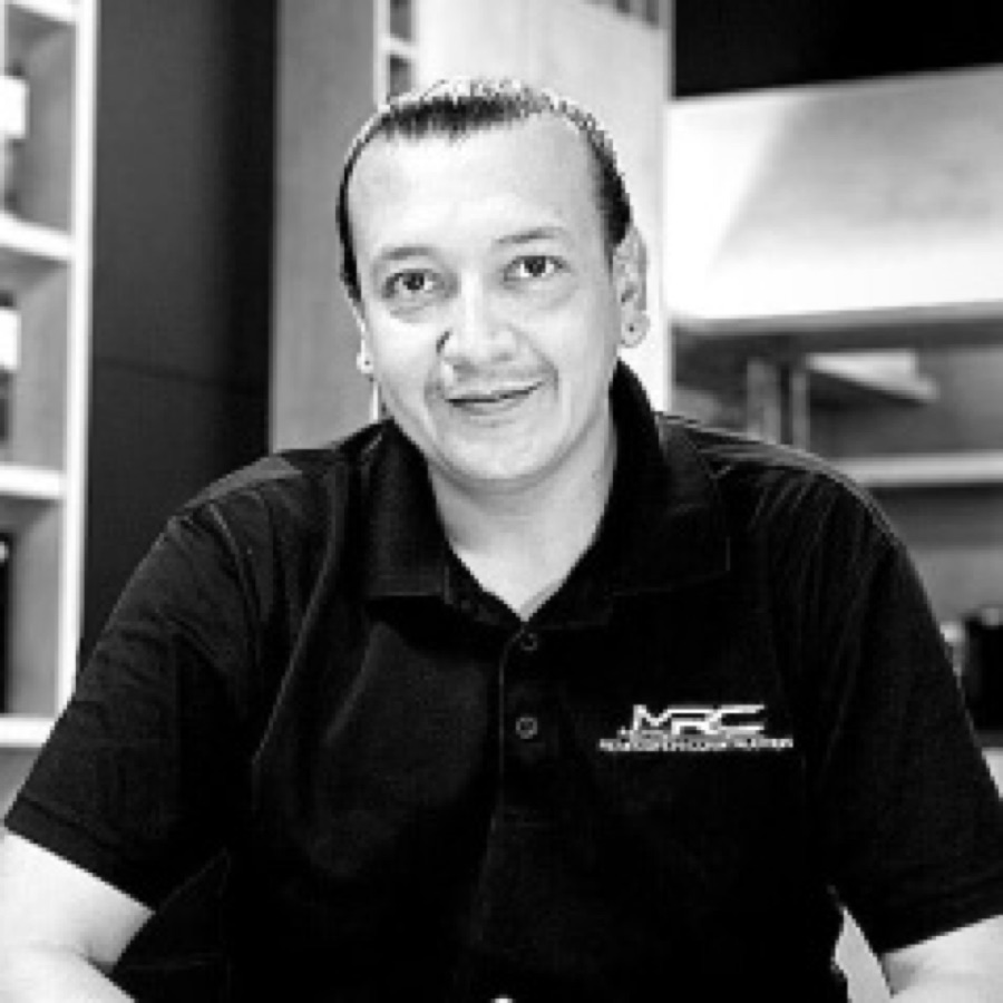Luis Parce — Building Finishes Manager